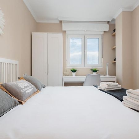 In The Historic Center Of Malaga, Very Close To The Beach And The Ave Train Station, With Private Parking Málaga Exterior foto