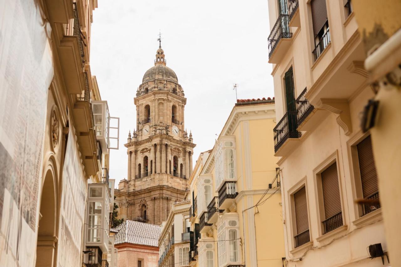 In The Historic Center Of Malaga, Very Close To The Beach And The Ave Train Station, With Private Parking Málaga Exterior foto